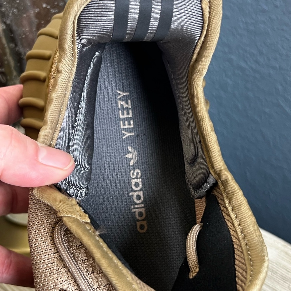 🆕 adidas Yeezy Boost 350 Men's Earth Sneakers - Picture 11 of 15